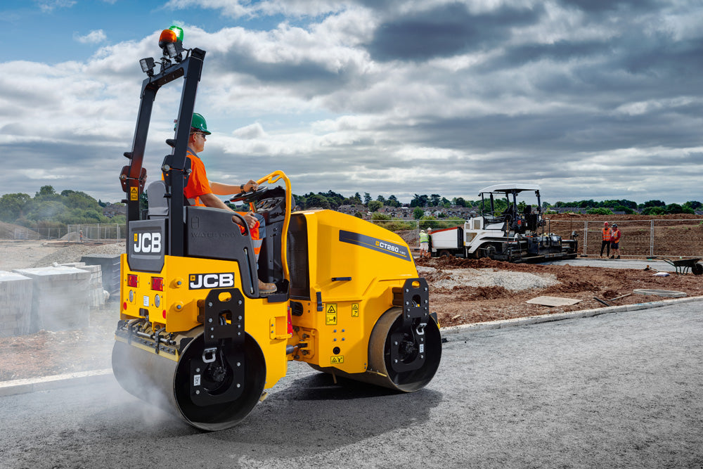 120cm Ride On Roller. Hire from