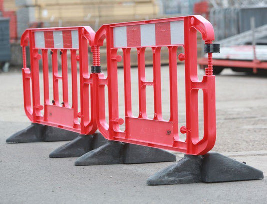 Hi Vis Barrier Board 2mtrs. Hire from