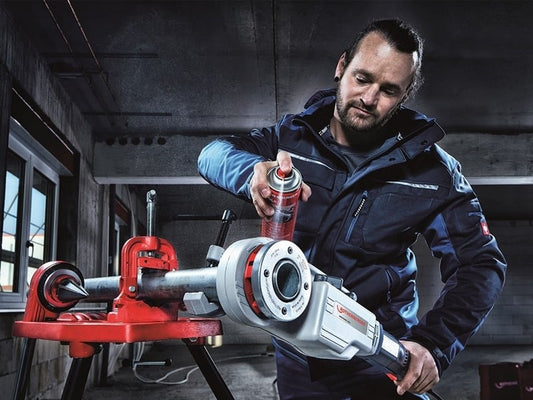 Handheld Electric Pipe Threader. Hire from