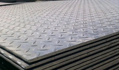 2.4-1.2mtr Road Plates. Hire from