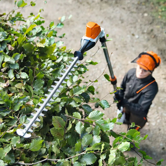 Battery Long Reach Hedge Trimmer. Hire from